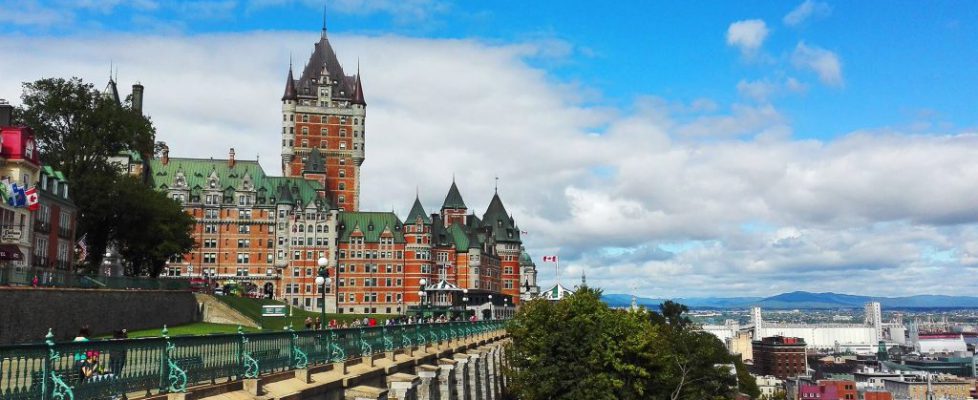 frontenac-2257154_1920 frontenac-2257154_1920